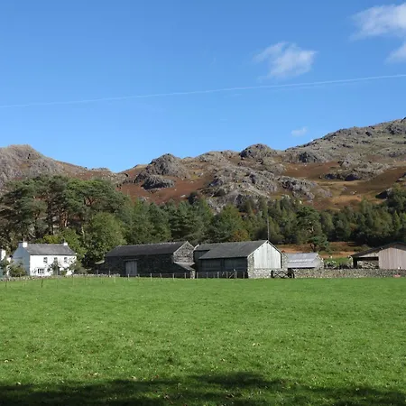 Tarn Foot Cottage, Remote In Stunning District Valley בית נופש Seathwaite