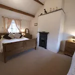 펜션 Tarn Foot Cottage, Remote In Stunning District Valley