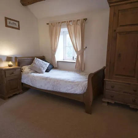Nyaraló Tarn Foot Cottage, Remote In Stunning District Valley