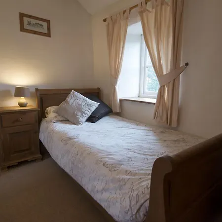 Nyaraló Tarn Foot Cottage, Remote In Stunning District Valley Seathwaite