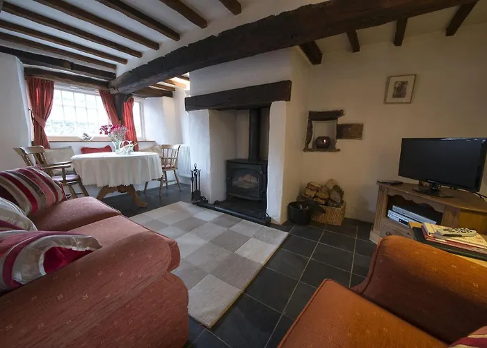 Tarn Foot Cottage, Remote In Stunning District Valley Holiday home *