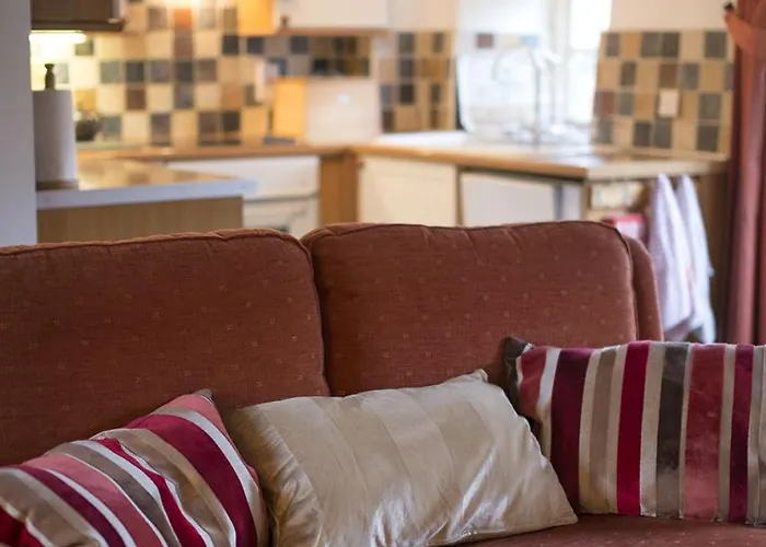 Tarn Foot Cottage, Remote In Stunning District Valley